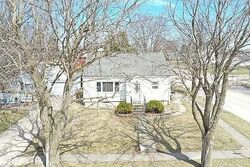 Pre-foreclosure in  GILLETTE AVE Cresco, IA 52136