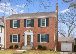 Pre-foreclosure in  S WINCHESTER AVE Chicago, IL 60643