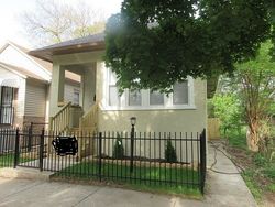 Pre-foreclosure in  S CHAMPLAIN AVE Chicago, IL 60619