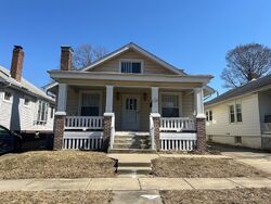 Pre-foreclosure in  S SPRING ST Springfield, IL 62704