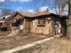 Pre-foreclosure in  E 141ST PL Dolton, IL 60419