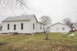 Pre-foreclosure in  E OAK ST Elkhart, IL 62634