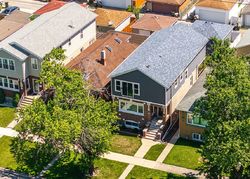 Pre-foreclosure in  W SUNSET DR Elmwood Park, IL 60707