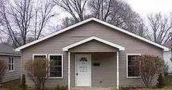 Pre-foreclosure in  MADISON ST Quincy, IL 62301