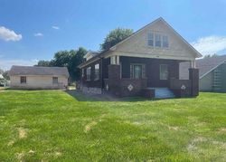 Pre-foreclosure in  STATE ST Quincy, IL 62301