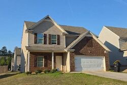 Pre-foreclosure in  CLAPTON CT Jonesboro, GA 30236