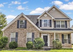 Pre-foreclosure in  PATE CREEK VW Snellville, GA 30078