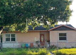 Pre-foreclosure in  ORMOND AVE Fort Pierce, FL 34950