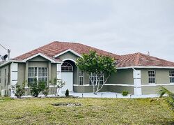 Pre-foreclosure in  SW SAVONA BLVD Port Saint Lucie, FL 34953