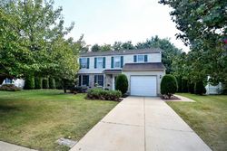 Pre-foreclosure in  MONTCEAU DR Newark, DE 19702