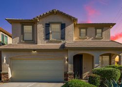 Pre-foreclosure in  W LACEWOOD PL Phoenix, AZ 85045