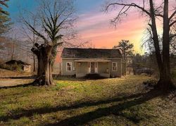 Pre-foreclosure in  COUNTY ROAD 267 Muscadine, AL 36269