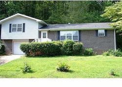 Pre-foreclosure in  GARY LYNN DR Anniston, AL 36201