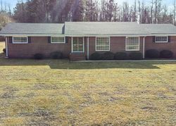 Pre-foreclosure in  FOUNTAINTOWN RD Chinquapin, NC 28521