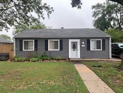 Pre-foreclosure in  LANSING RD Glen Burnie, MD 21060