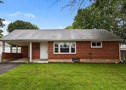 Pre-foreclosure in  PRIORITY RD York, PA 17404