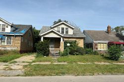 Pre-foreclosure in  WADE ST Detroit, MI 48213