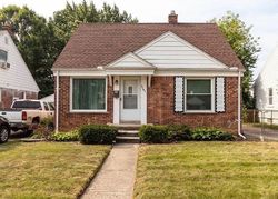 Pre-foreclosure in  CARLYSLE ST Dearborn, MI 48124