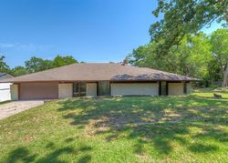 Pre-foreclosure in  E 75TH PL Tulsa, OK 74136