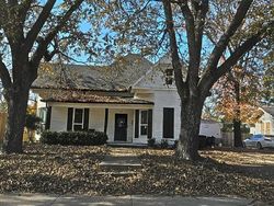 Pre-foreclosure in  N MAIN ST Farmersville, TX 75442