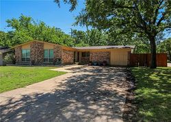 Pre-foreclosure in  HONOR OAK LN Bedford, TX 76022