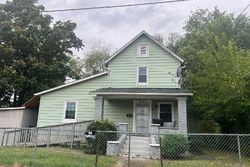 Pre-foreclosure in  GONDER AVE SE Canton, OH 44707