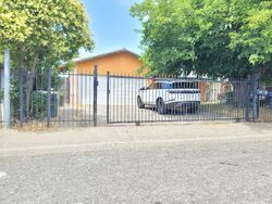 Pre-foreclosure in  ROCKHURST WAY Sacramento, CA 95828