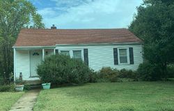 Pre-foreclosure in  SAINT JOACHIM LN Saint Ann, MO 63074