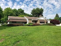 Pre-foreclosure in  NEW CASTLE RD Butler, PA 16001