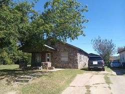 Pre-foreclosure in  N BEARD AVE Shawnee, OK 74804