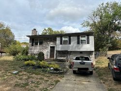 Pre-foreclosure in  MOUNT ALVERNO RD Cincinnati, OH 45238