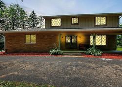 Pre-foreclosure in  SAINT JUDE DR Waterford, MI 48329