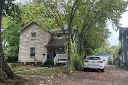 Pre-foreclosure in  LEWIS ST Pontiac, MI 48342