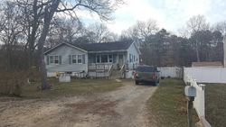 Pre-foreclosure in  CARR LN Coram, NY 11727