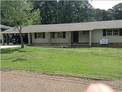 Pre-foreclosure in  CATALINA CIR Jackson, MS 39204