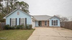 Pre-foreclosure in  POST OAK DR Ocean Springs, MS 39564