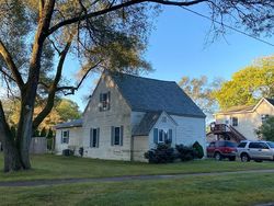 Pre-foreclosure in  W LYONS ST Mount Pleasant, MI 48858