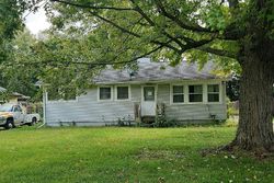 Pre-foreclosure in  BRADLEY DR Jackson, MI 49201