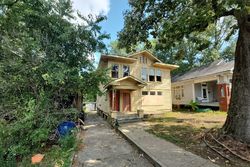 Pre-foreclosure in  HIGHLAND AVE Shreveport, LA 71101