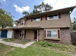 Pre-foreclosure in  WILTON DR Baton Rouge, LA 70815