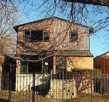 Pre-foreclosure in  S CONSTANCE AVE Chicago, IL 60617