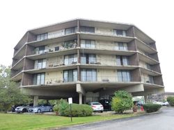 Pre-foreclosure in  HOLIDAY TER  Lansing, IL 60438