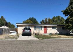 Pre-foreclosure in  BLAINE AVE Nampa, ID 83651