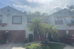 Pre-foreclosure in  WINDSOR SQ  Naples, FL 34104