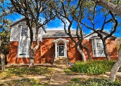 Pre-foreclosure in  DOE LN San Antonio, TX 78255