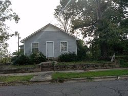 Pre-foreclosure in  N 33RD ST Gadsden, AL 35904