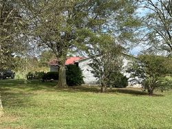 Pre-foreclosure in  MARTLING RD Albertville, AL 35951