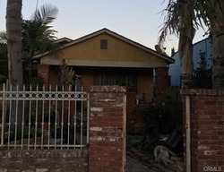 Pre-foreclosure in  3RD AVE Los Angeles, CA 90043