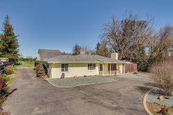 Pre-foreclosure in  HARVEY RD Galt, CA 95632