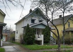  E 105th St, Cleveland OH